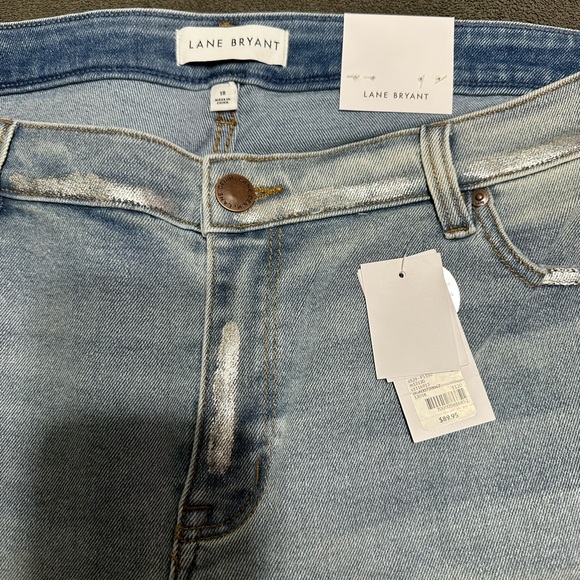 Lane Bryant signature fit flex waistband light wash with silver accent jeans - Picture 2 of 4